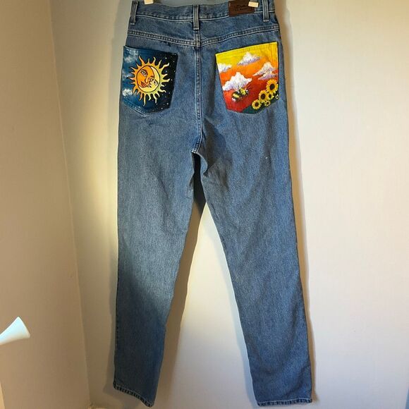 Upcycled LL Bean Straight Leg Jeans 5 Pocket, sun and bee painted on pockets! Si - Picture 7 of 16